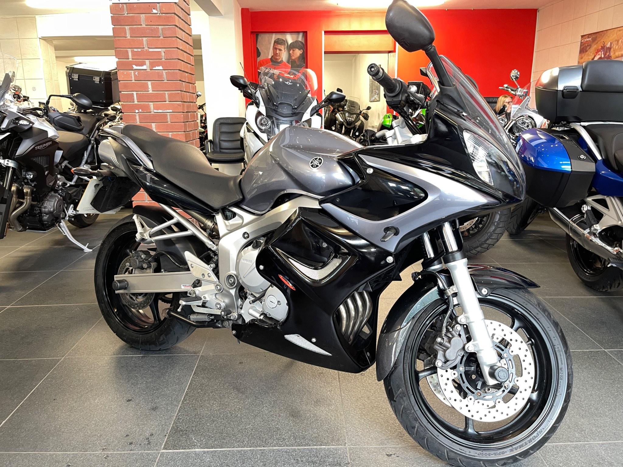 2006 Yamaha FZ6 Fazer