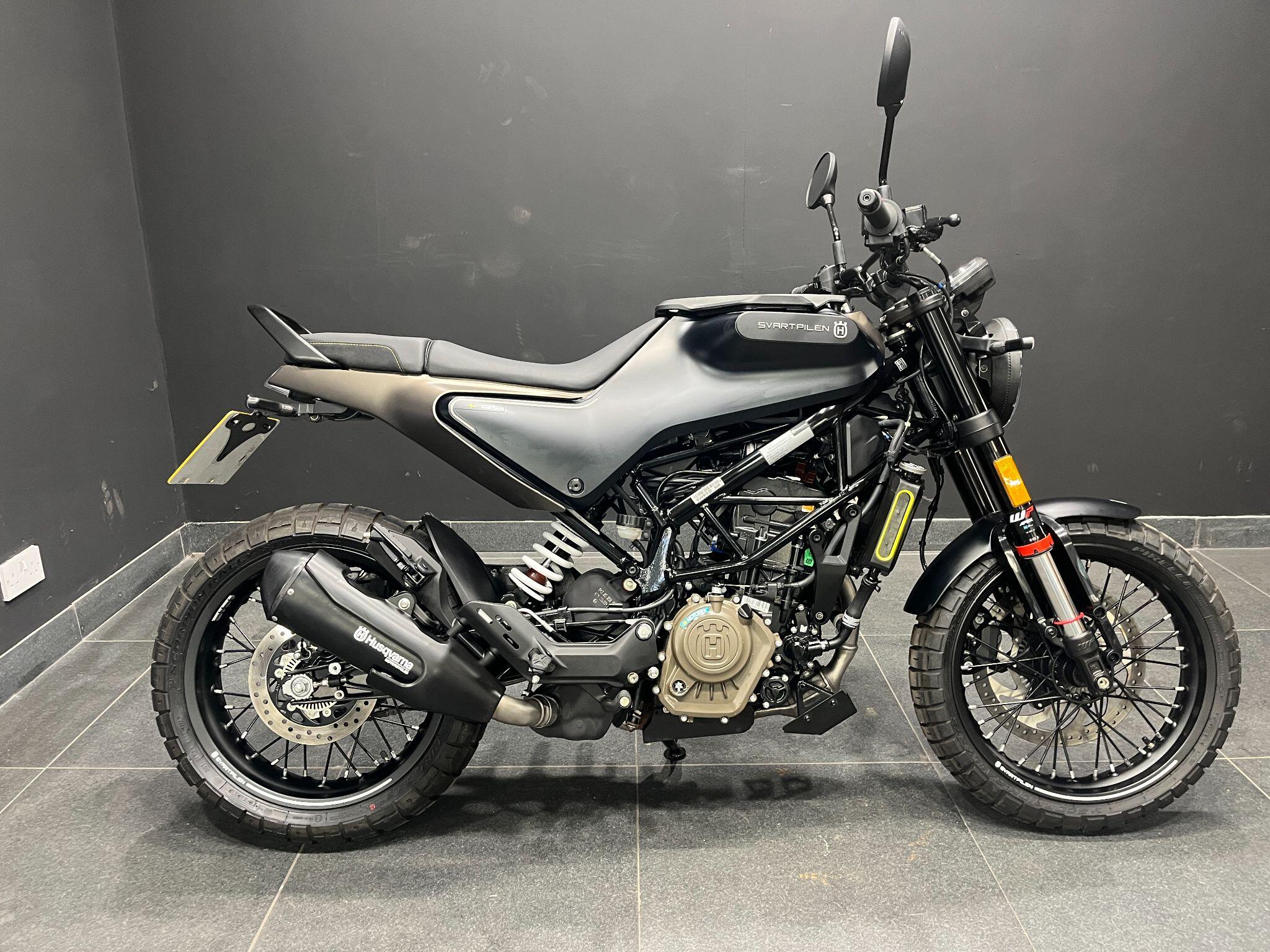 2025 Husqvarna Svartpilen 125