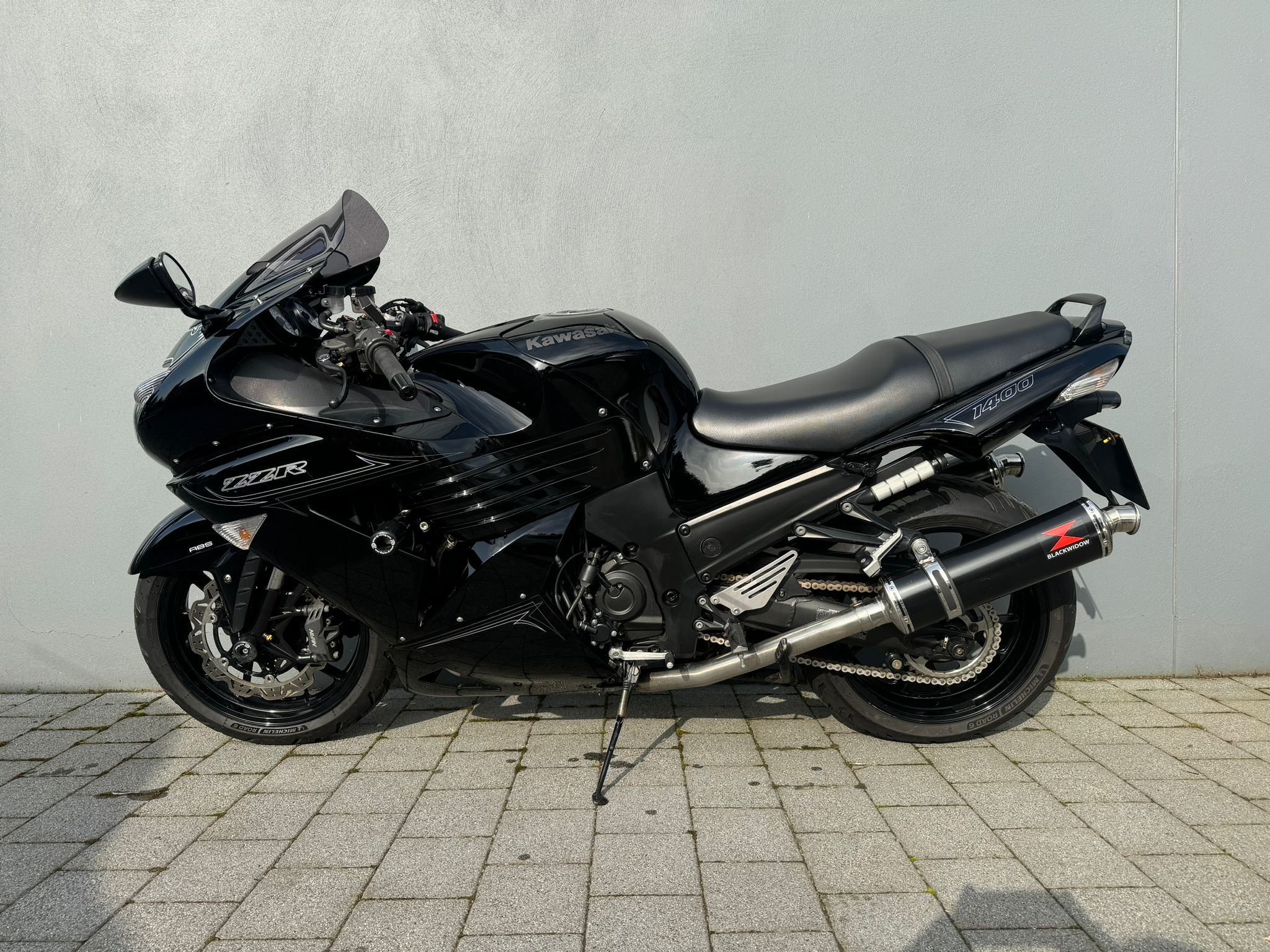 2011 KAWASAKI ZZR1400