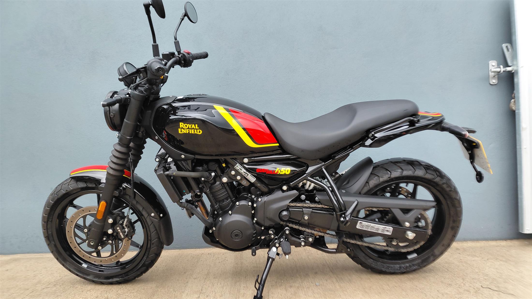 2024 ROYAL ENFIELD 450 GUERRILLA 312 MILES
