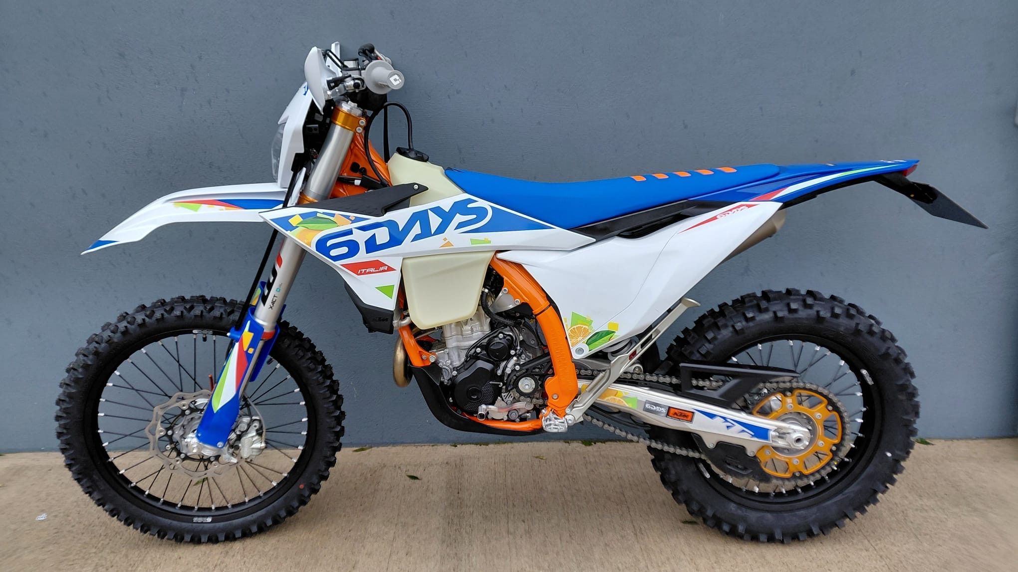 2026 KTM 250EXCF 6DAYS 5 HOURS
