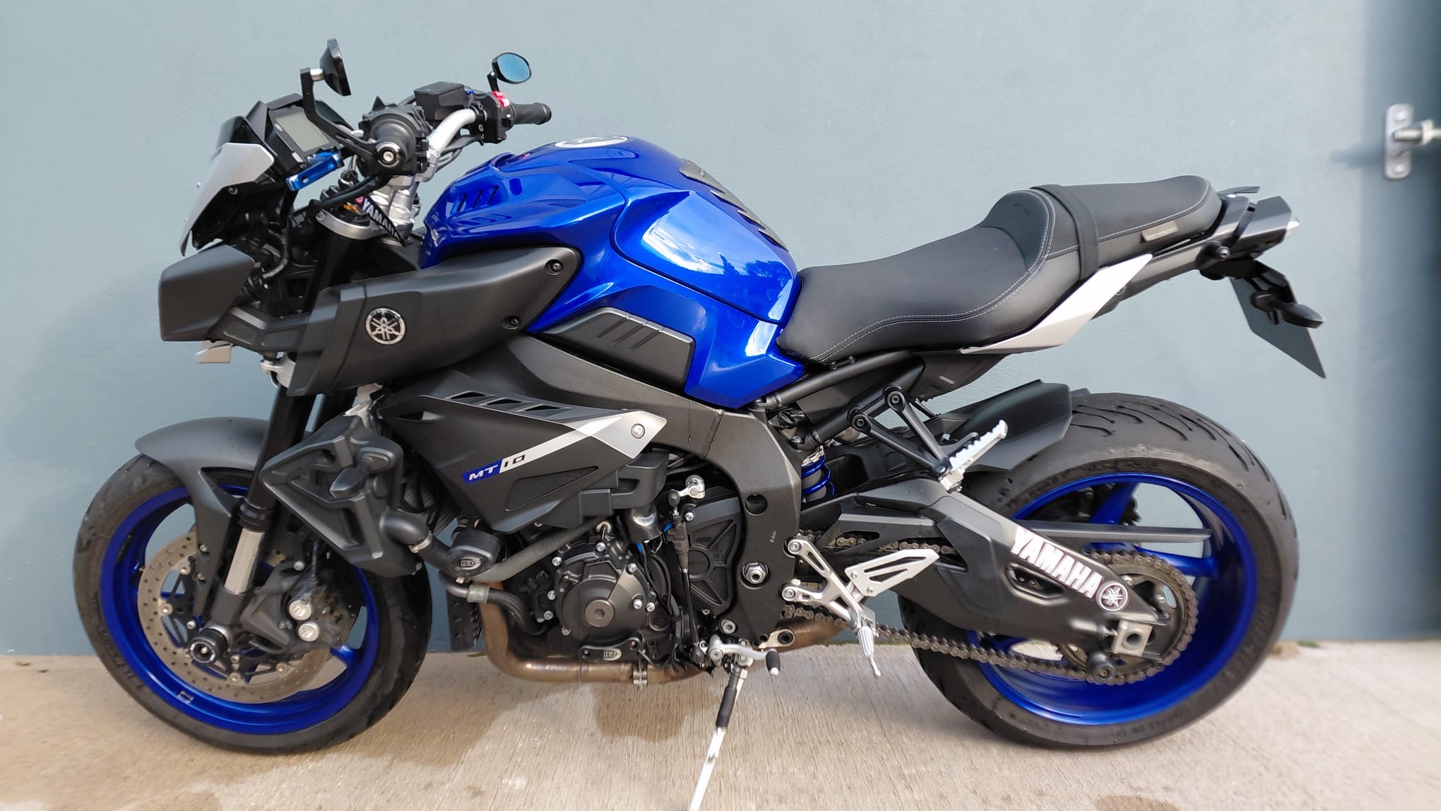 2016 YAMAHA MT-10 16497 MILES