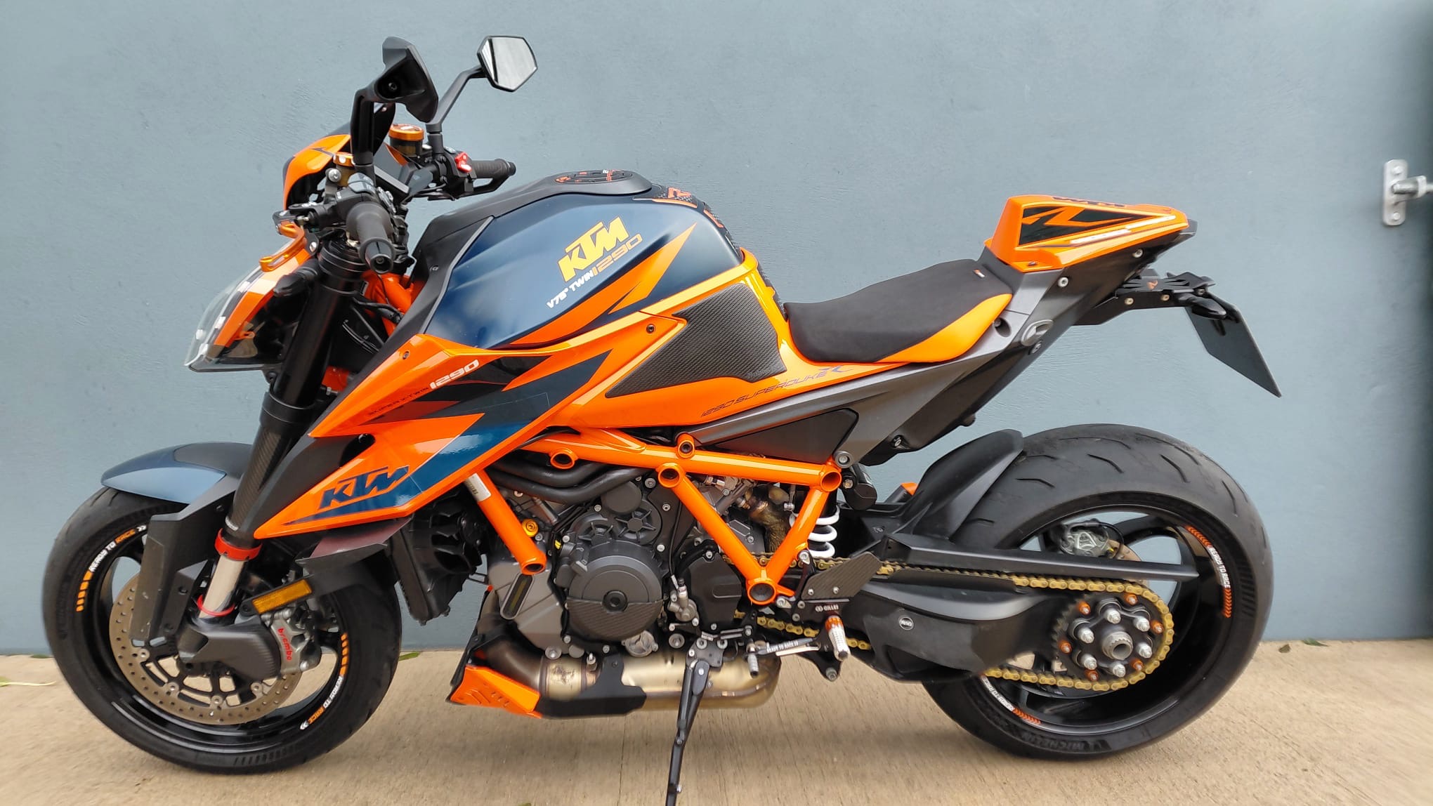 2020 KTM 1290 SUPERDUKE-R