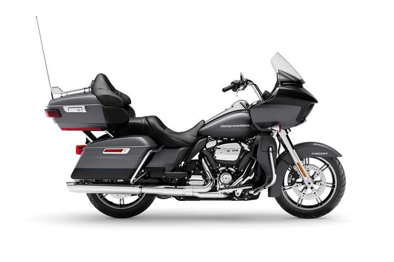 Gauntlet Gray Metallic / Black - Chrome Finish