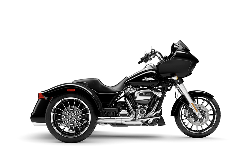 Vivid Black  - Chrome Trim