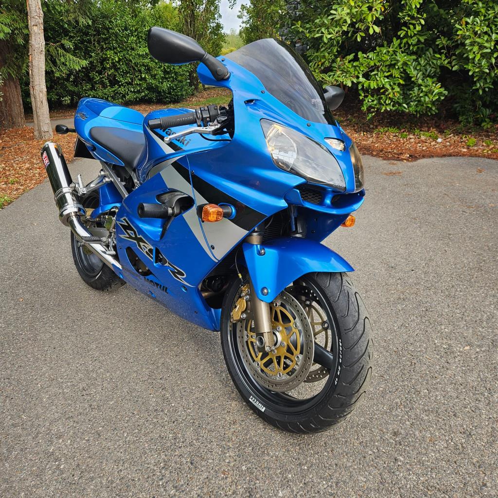 Kawasaki ZX9-R - S&D Motorcycles