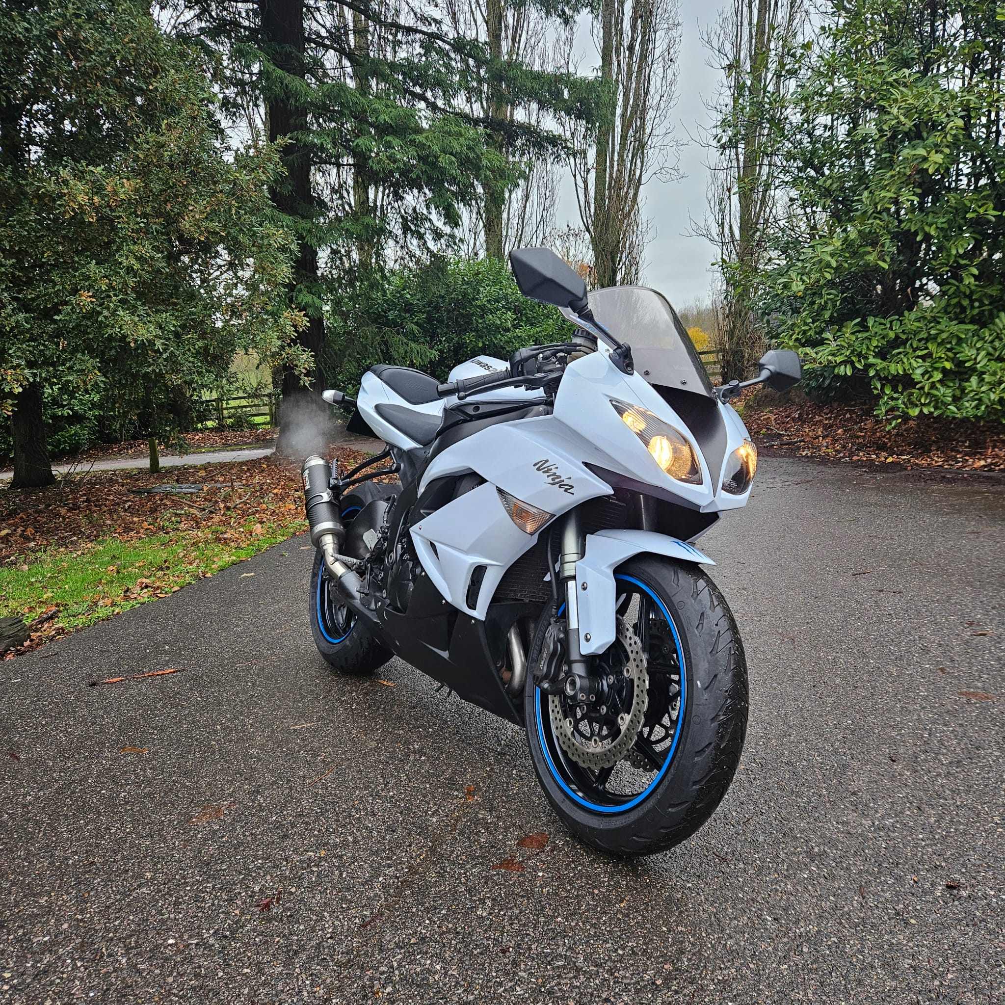 Kawasaki Ninja ZX-6R  2010