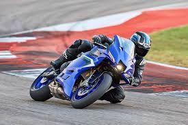 New Yamaha R9