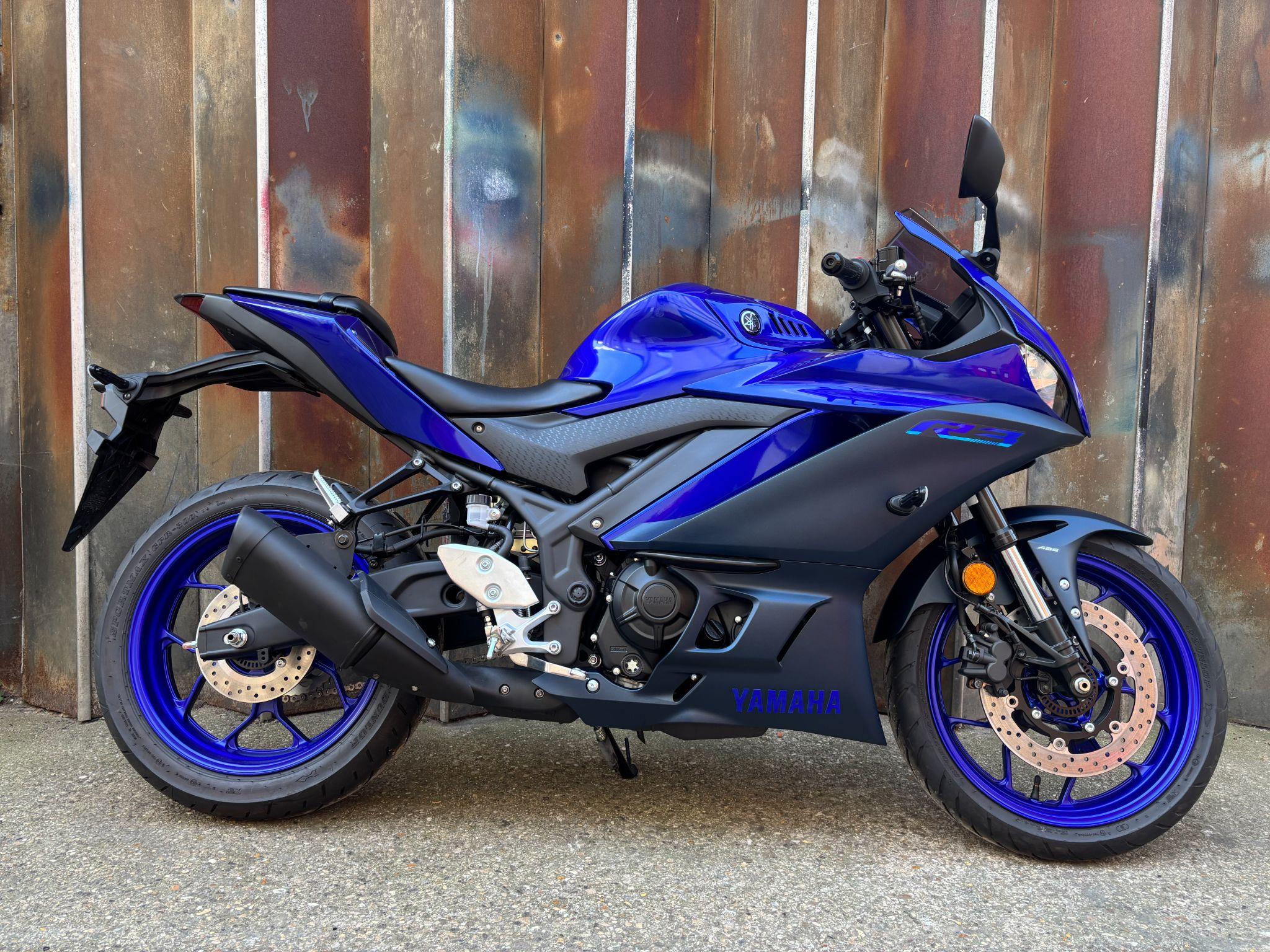 2025 Yamaha R3