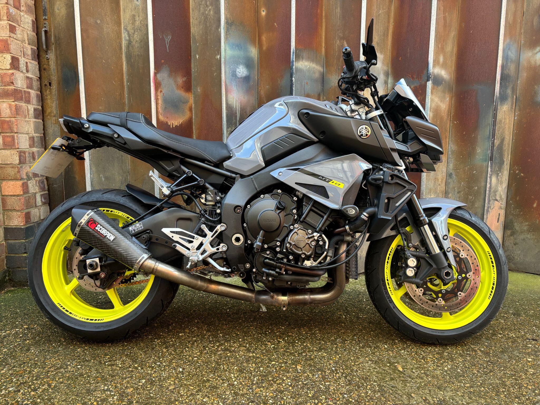 2017 Yamaha MT-10