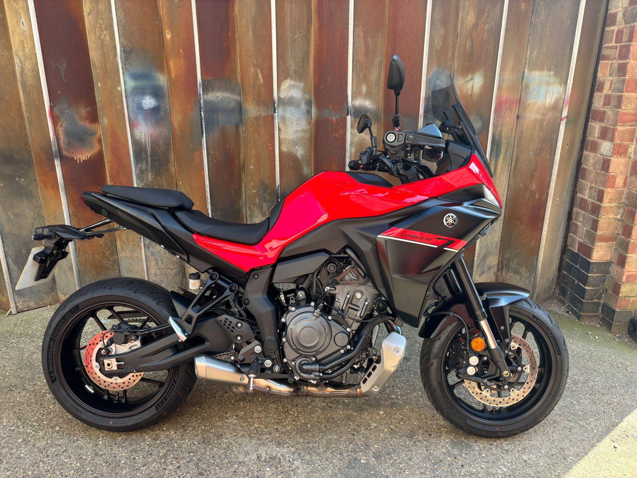 2025 Yamaha TRACER 7
