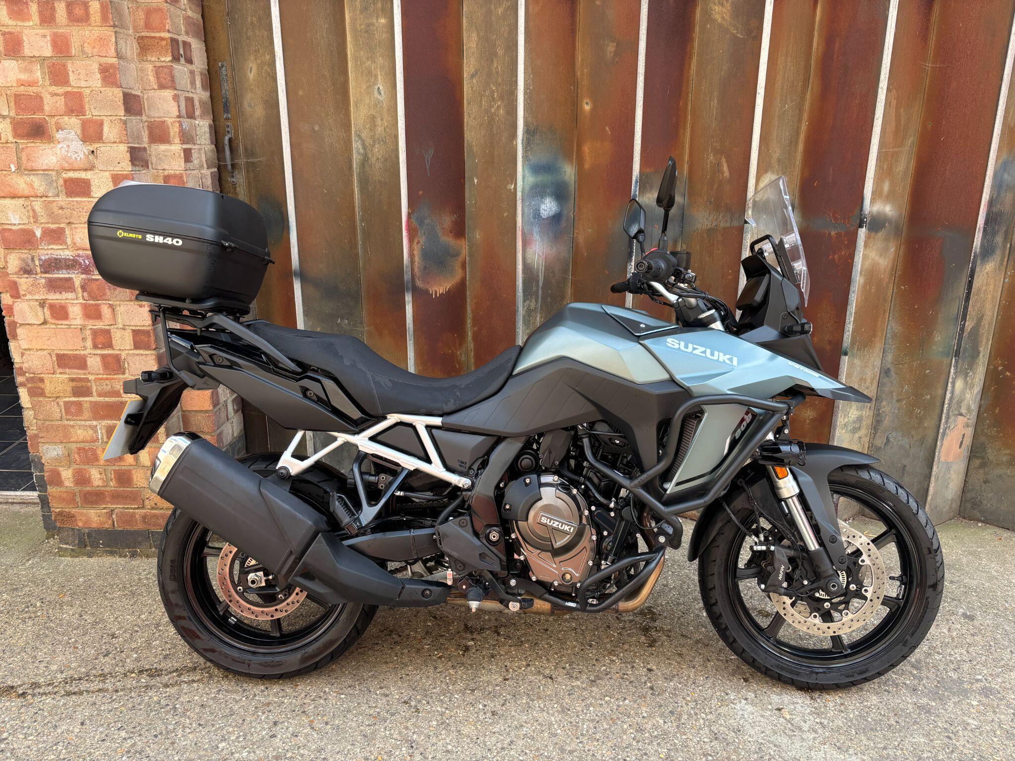 2024 Suzuki V-Strom 800 2024 Suzuki V-Strom 800