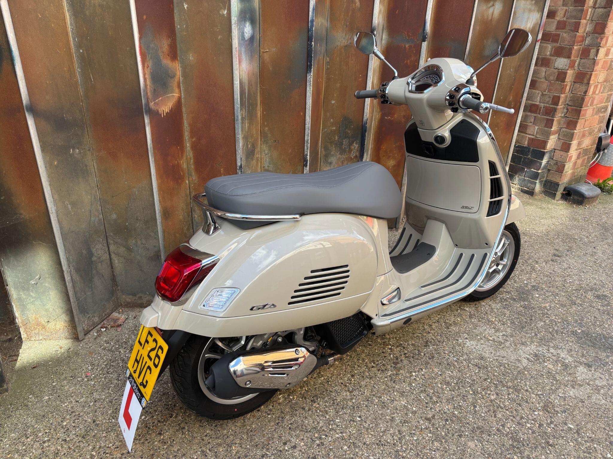 2026 Piaggio Vespa GTS 125