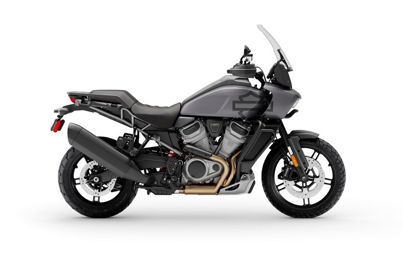 Gauntlet Gray + Laced Wheels + Adaptive Ride Height