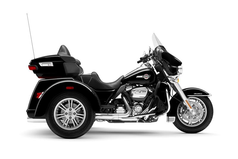 MY23 Tri Glide® Ultra