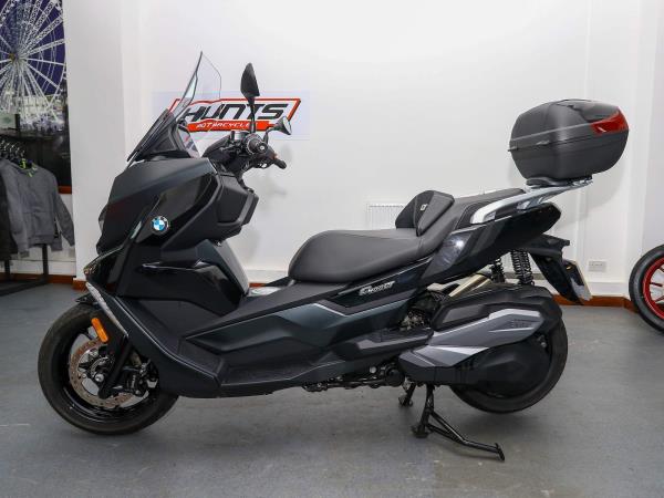 2020 BMW C400