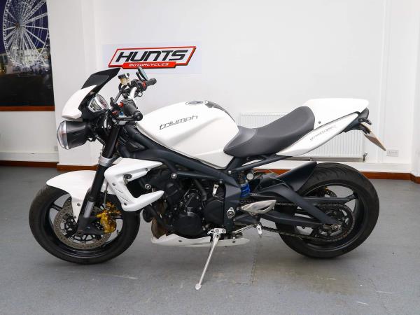 2012 Triumph Street Triple 675