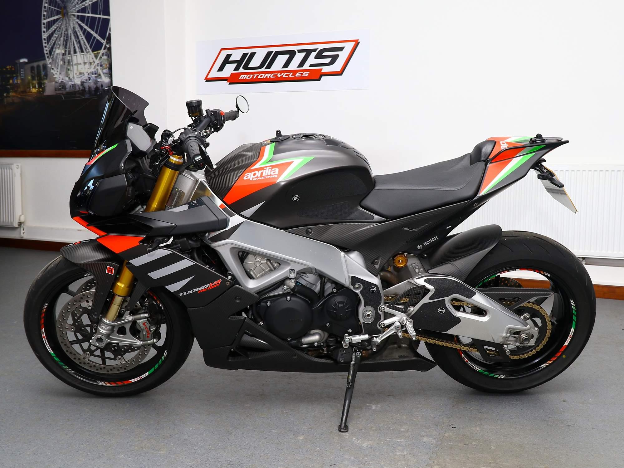 2020 Aprilia Tuono 1100 V4