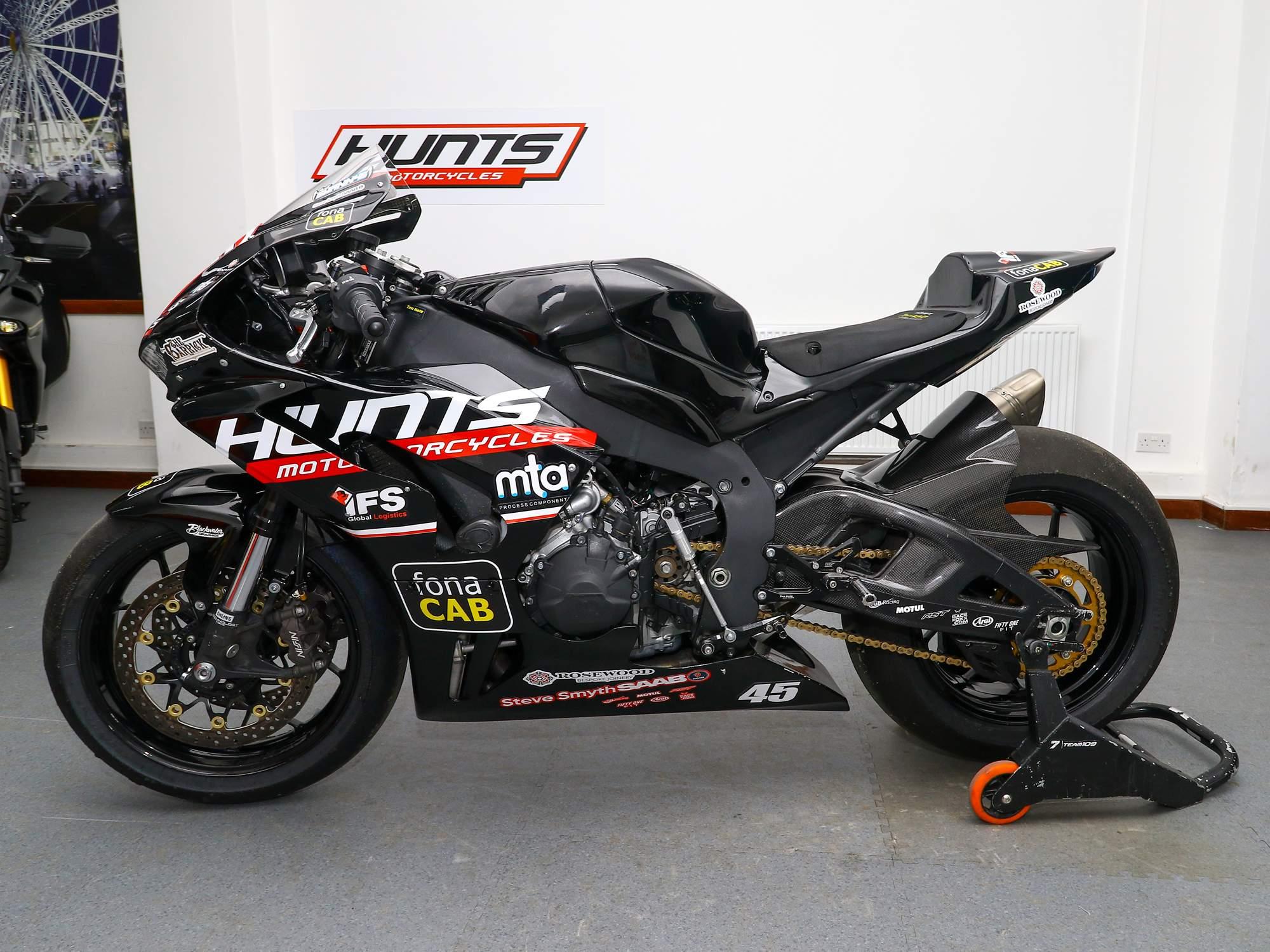 2021 Honda CBR1000RR-R Fireblade