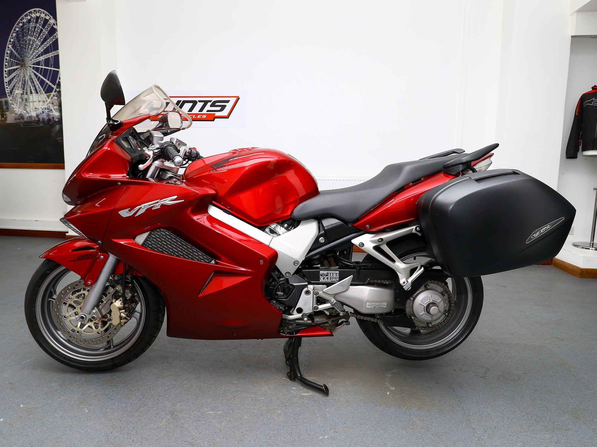 2006 Honda VFR800