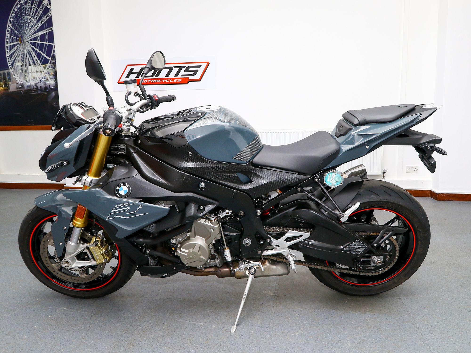 2017 BMW S 1000 R