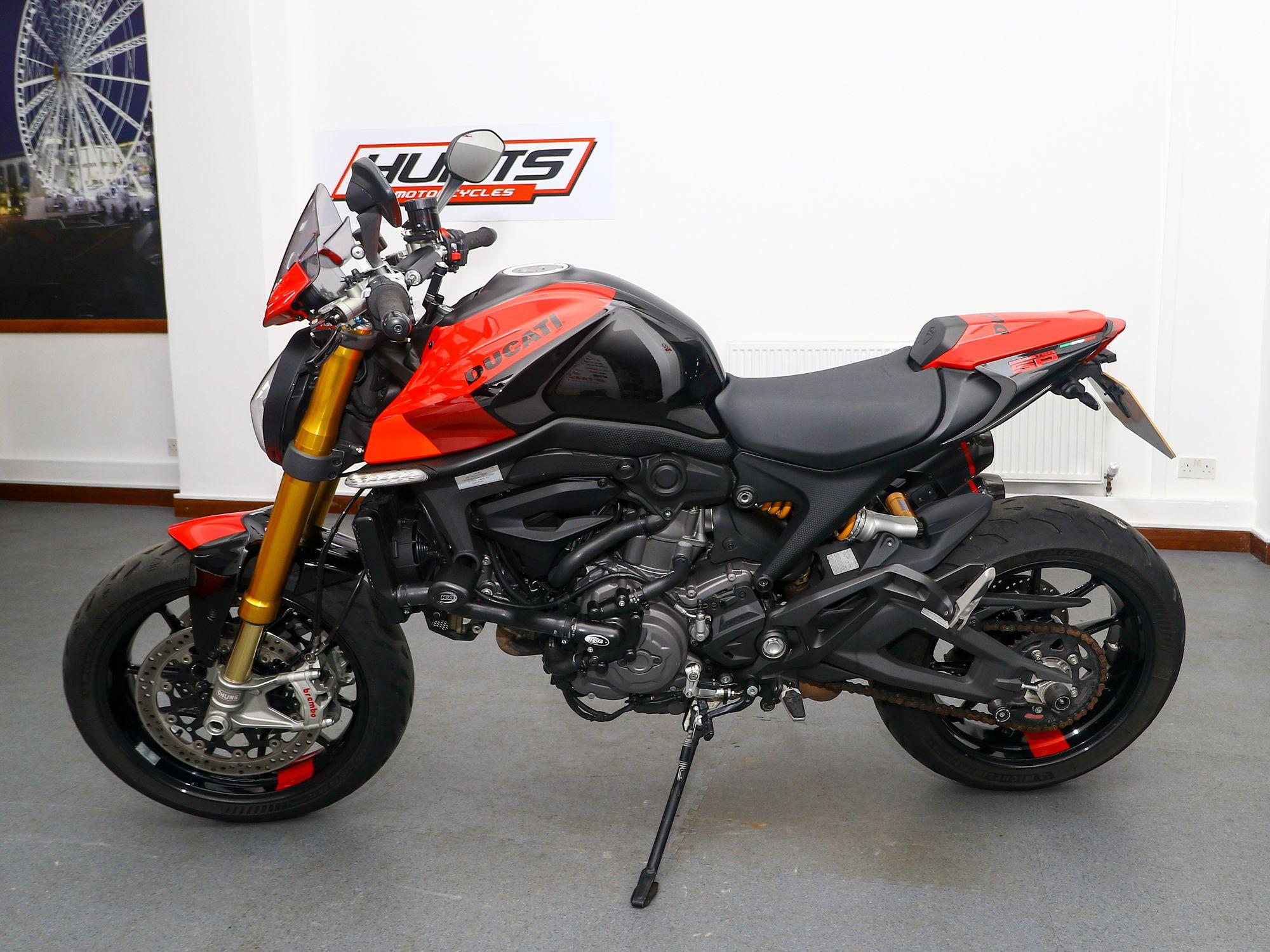 2023 Ducati Monster 937
