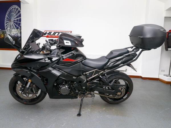 2022 Suzuki GSX-S1000GT