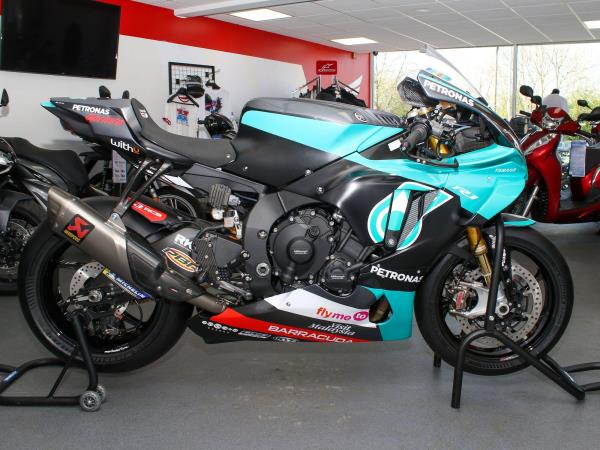2021 Yamaha R1