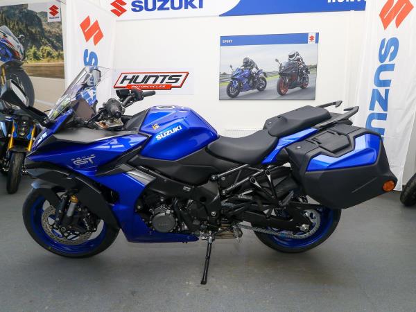 New Suzuki GSX-S1000GT+