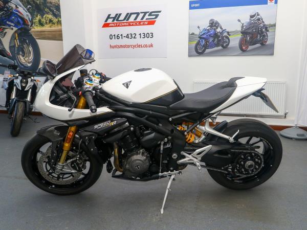 2024 Triumph Speed Triple 1200