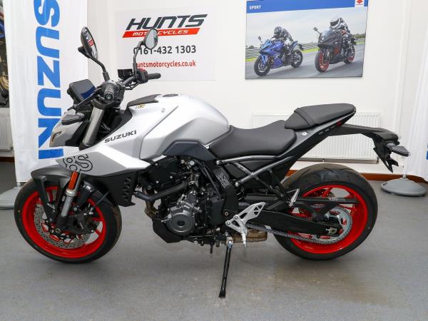 New Suzuki GSX-8S