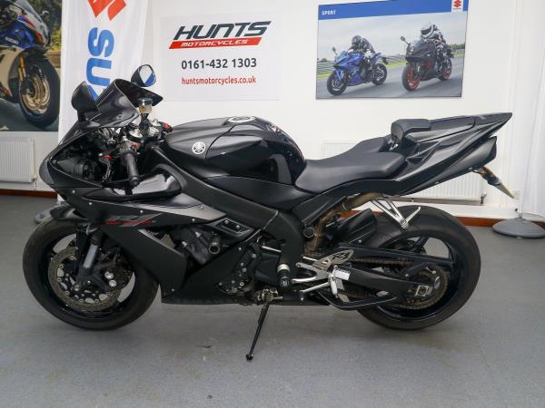 2006 Yamaha R1