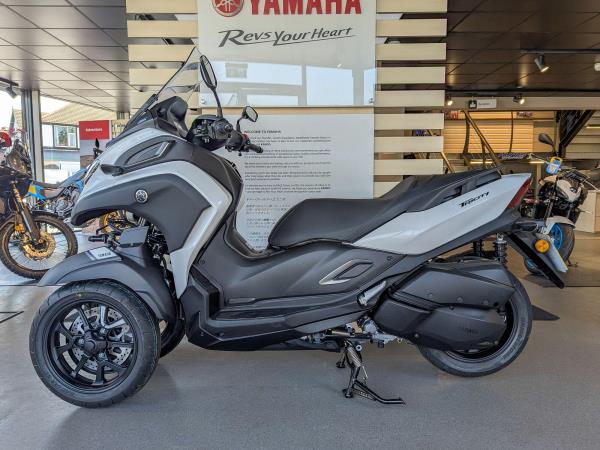 2026 Yamaha Tricity 300
