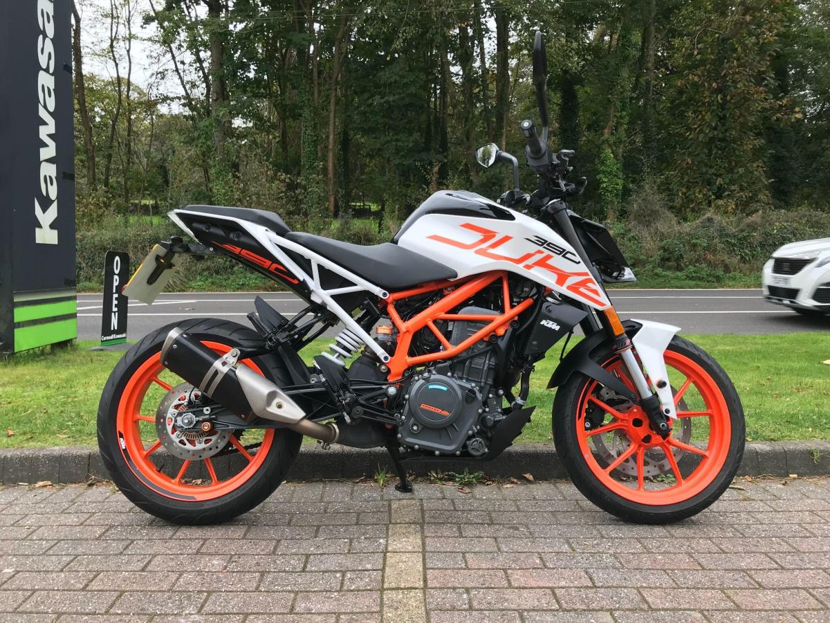 Main image of 2018 KTM 390 Duke