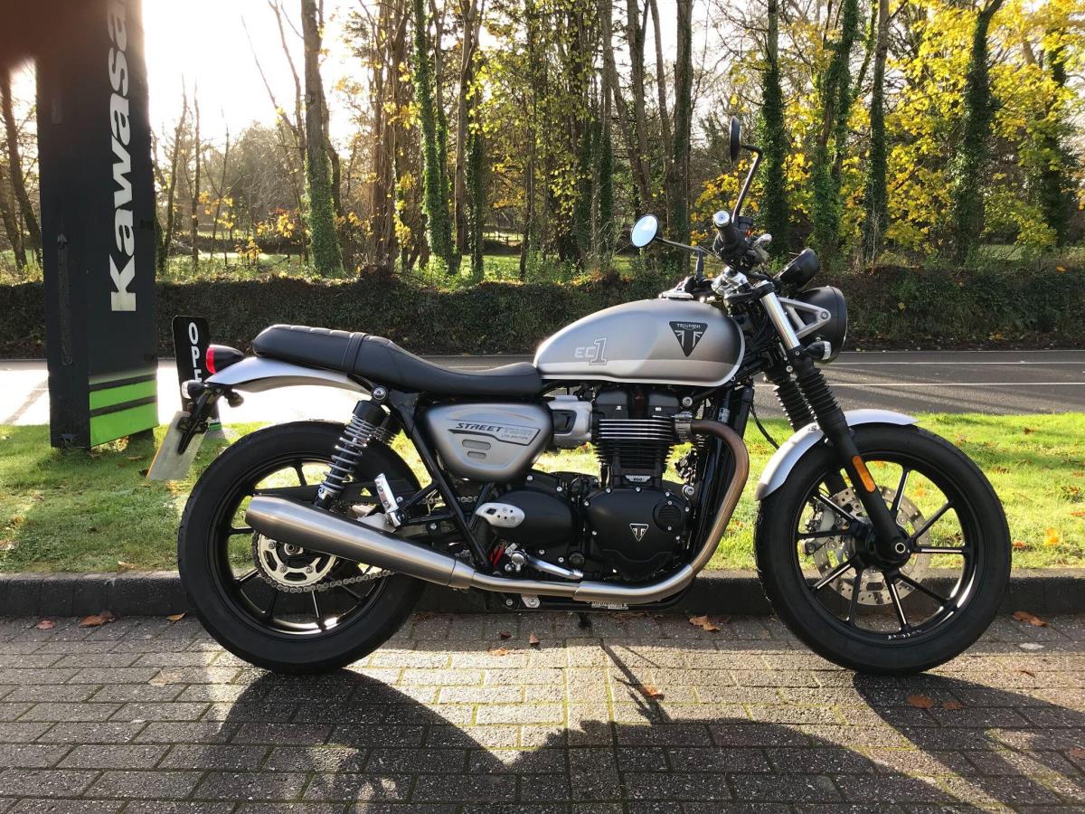 Main image of 2022 Triumph Street Twin