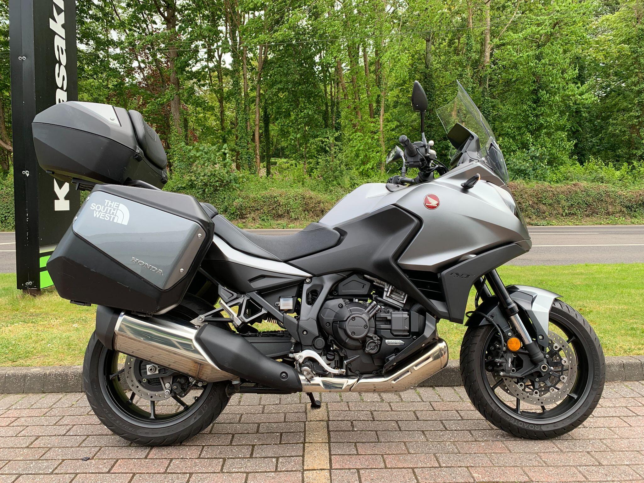 2022 Honda NT1100
