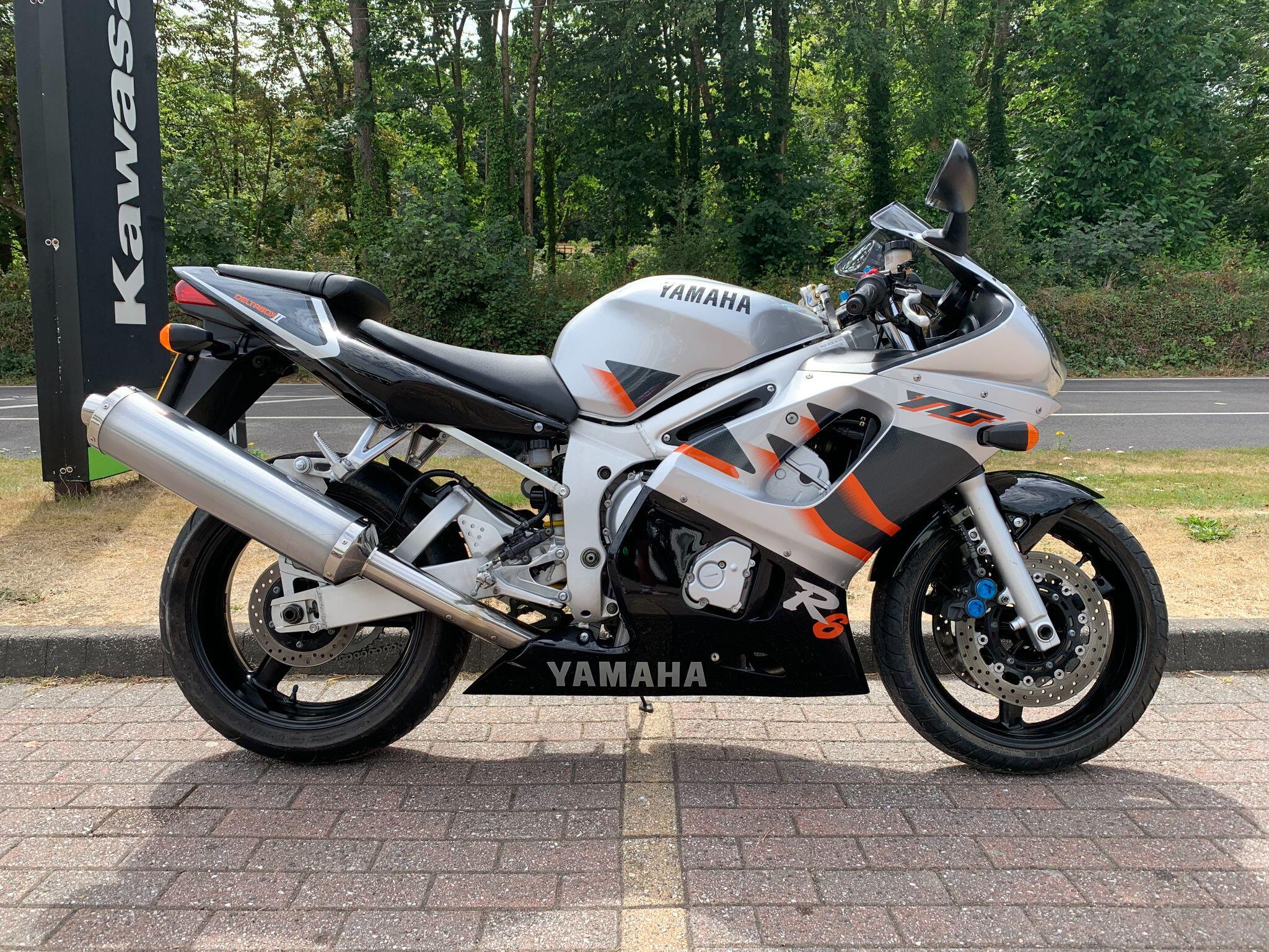 1999 Yamaha R6