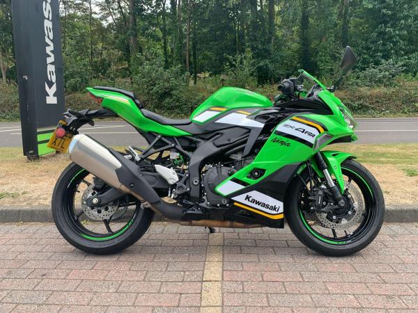 2025 Kawasaki Ninja ZX-4RR