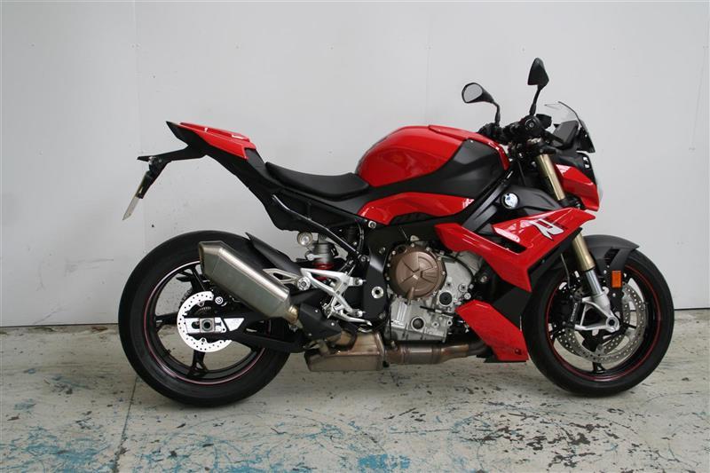 2022 BMW S 1000 R