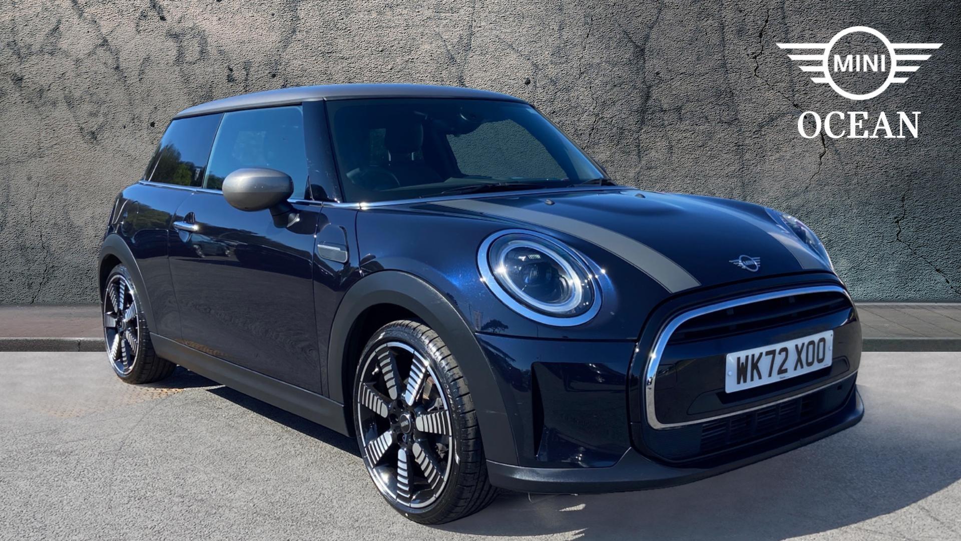 2022 MINI 3-Door Hatch Cooper Exclusive