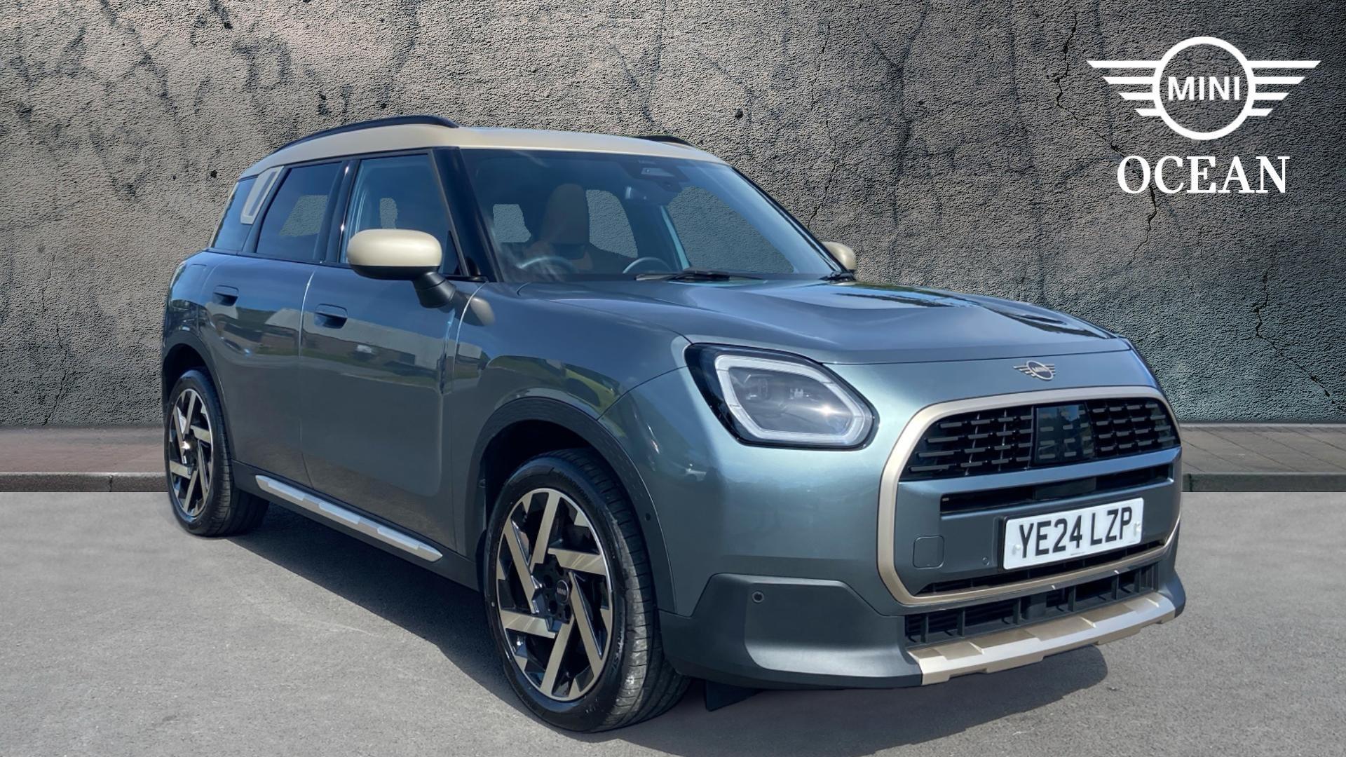 2024 MINI Countryman C