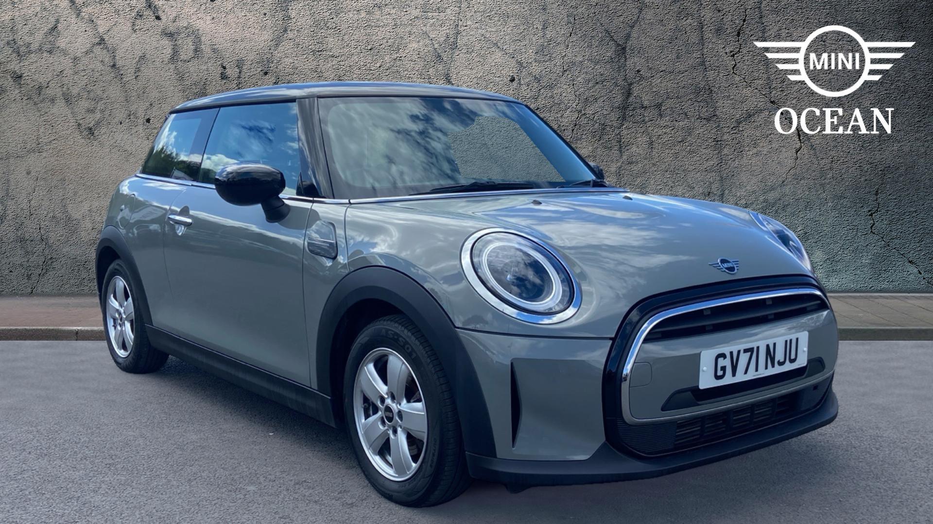 2022 MINI 3-Door Hatch Cooper Classic