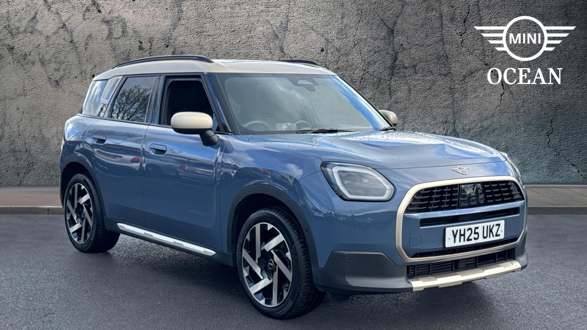 2025 MINI Countryman C