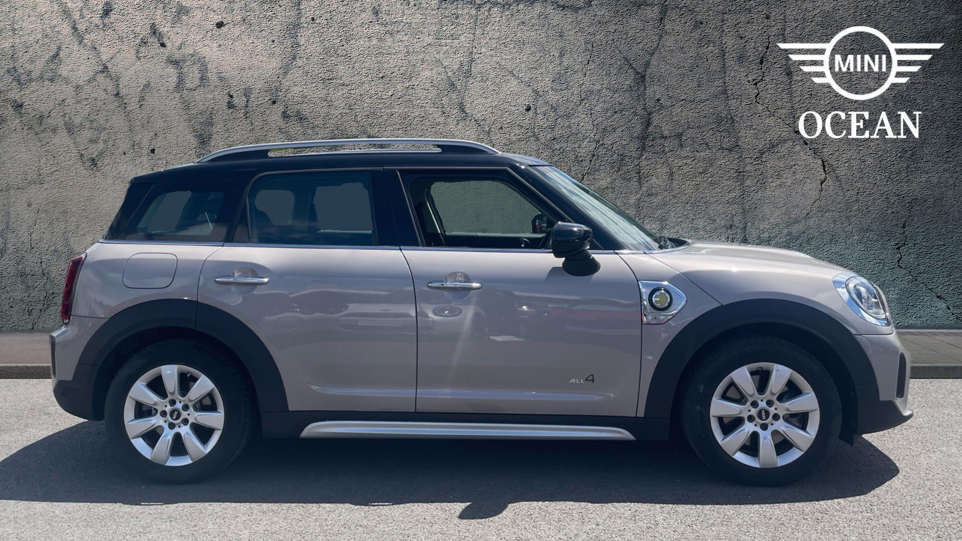 2022 Mini Countryman thumbnail 3