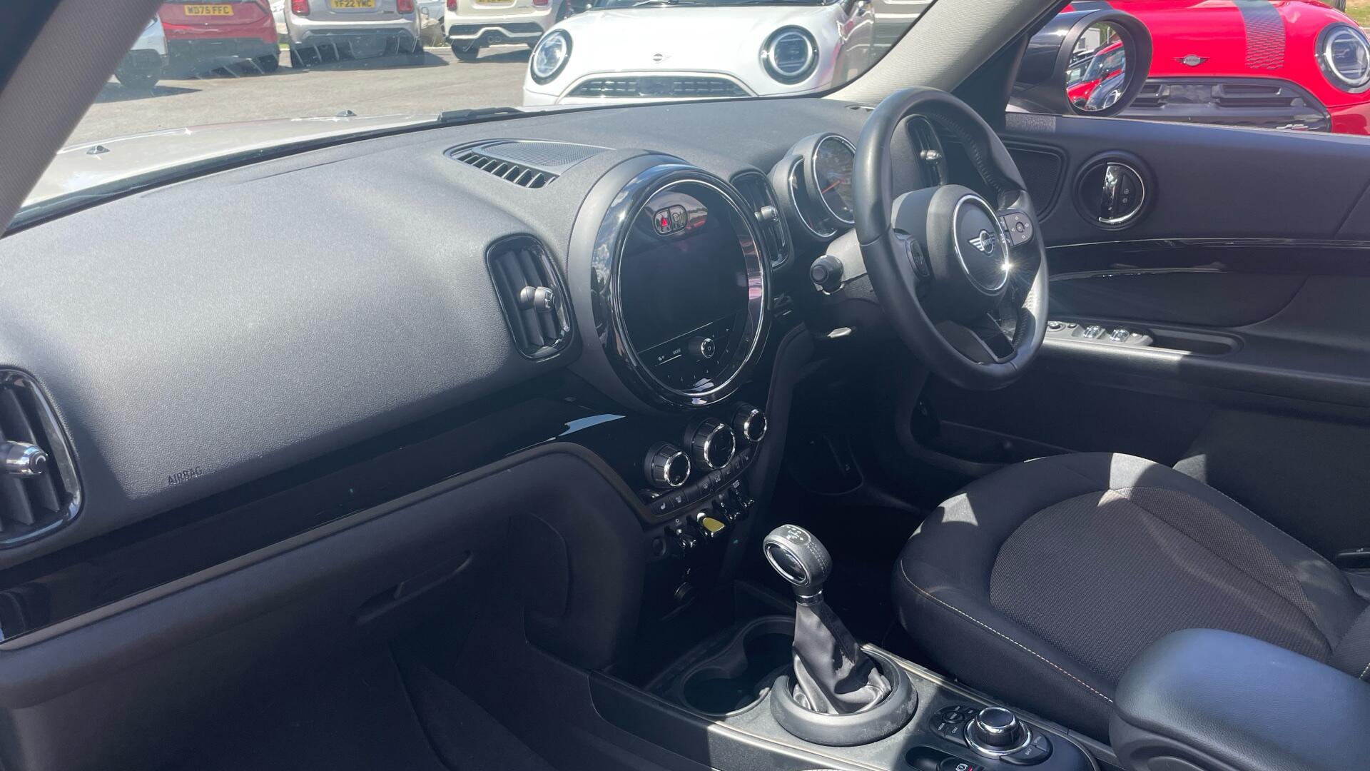 2022 Mini Countryman thumbnail 7
