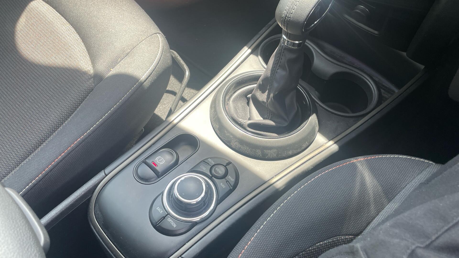 2022 Mini Countryman thumbnail 10