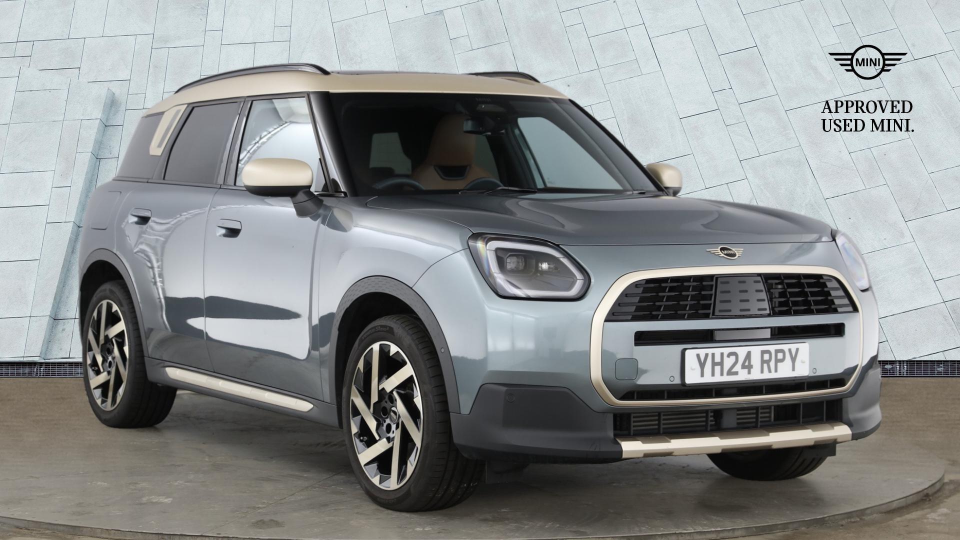 2024 MINI Countryman C