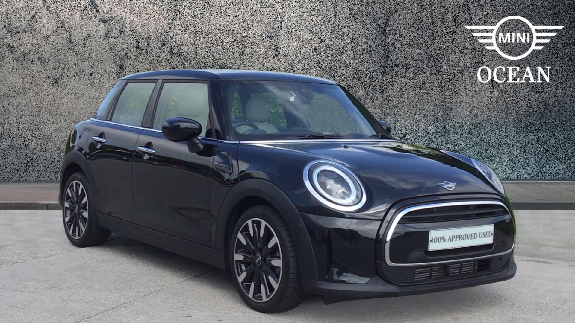 2023 MINI 5-Door Hatch Cooper Exclusive