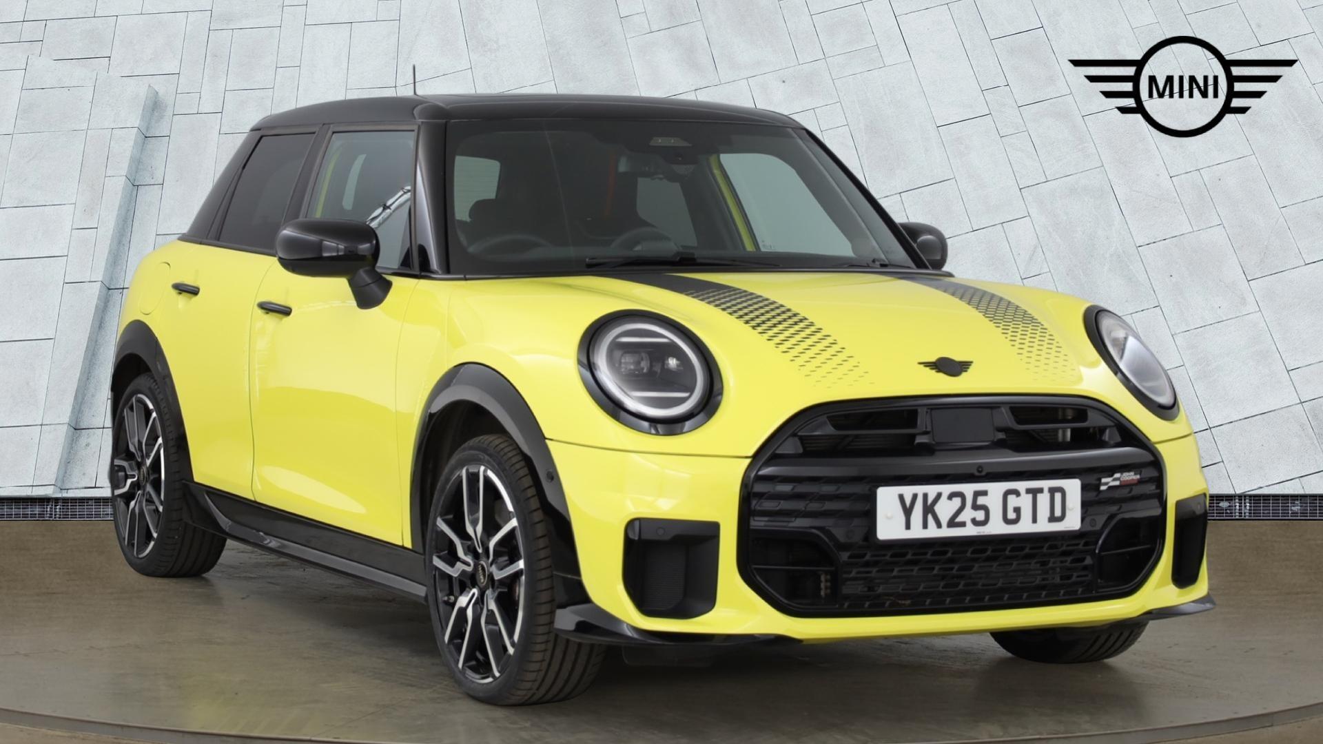 2025 MINI Cooper C 5 Door