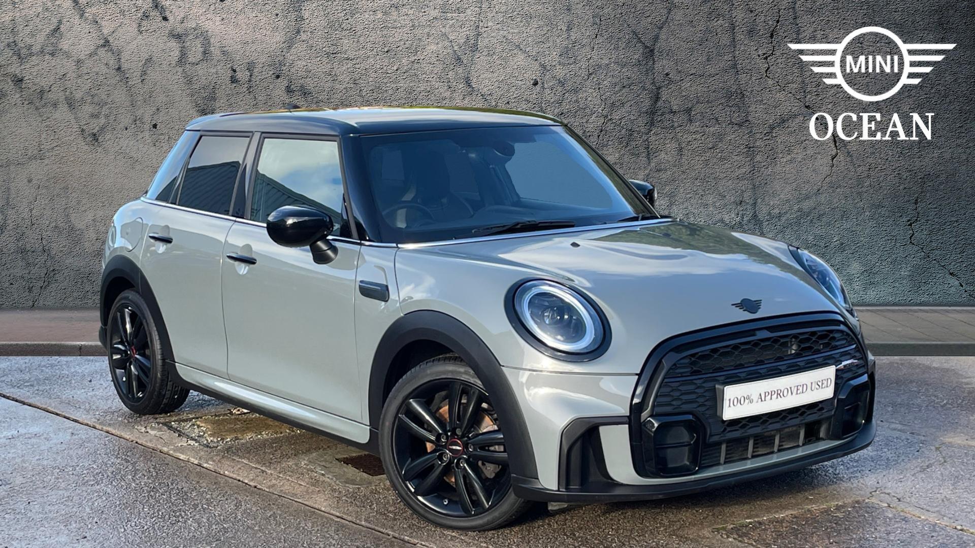 2022 MINI 5-Door Hatch Cooper Sport